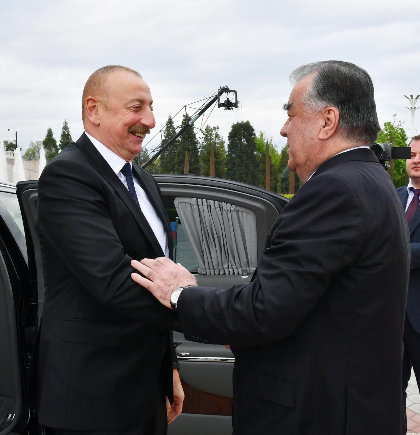 Azərbaycan Prezidentinin Düşənbədə rəsmi qarşılanma mərasimi olub Azərbaycan Prezidentinin Düşənbədə rəsmi qarşılanma mərasimi olub