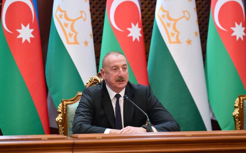 Prezident İlham Əliyevin şərəfinə rəsmi ziyafət verilib