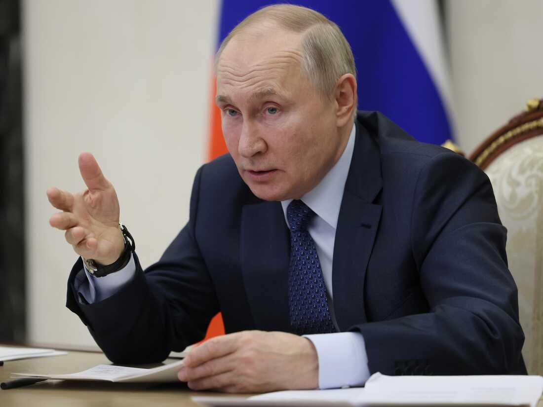Putin Xersona səfər edib