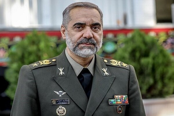 İran müdafiə naziri Hindistana gedib