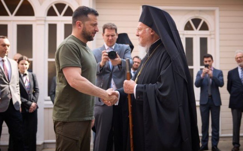 Zelenski Türkiyədə Patriarx Varfolomey ilə görüşüb