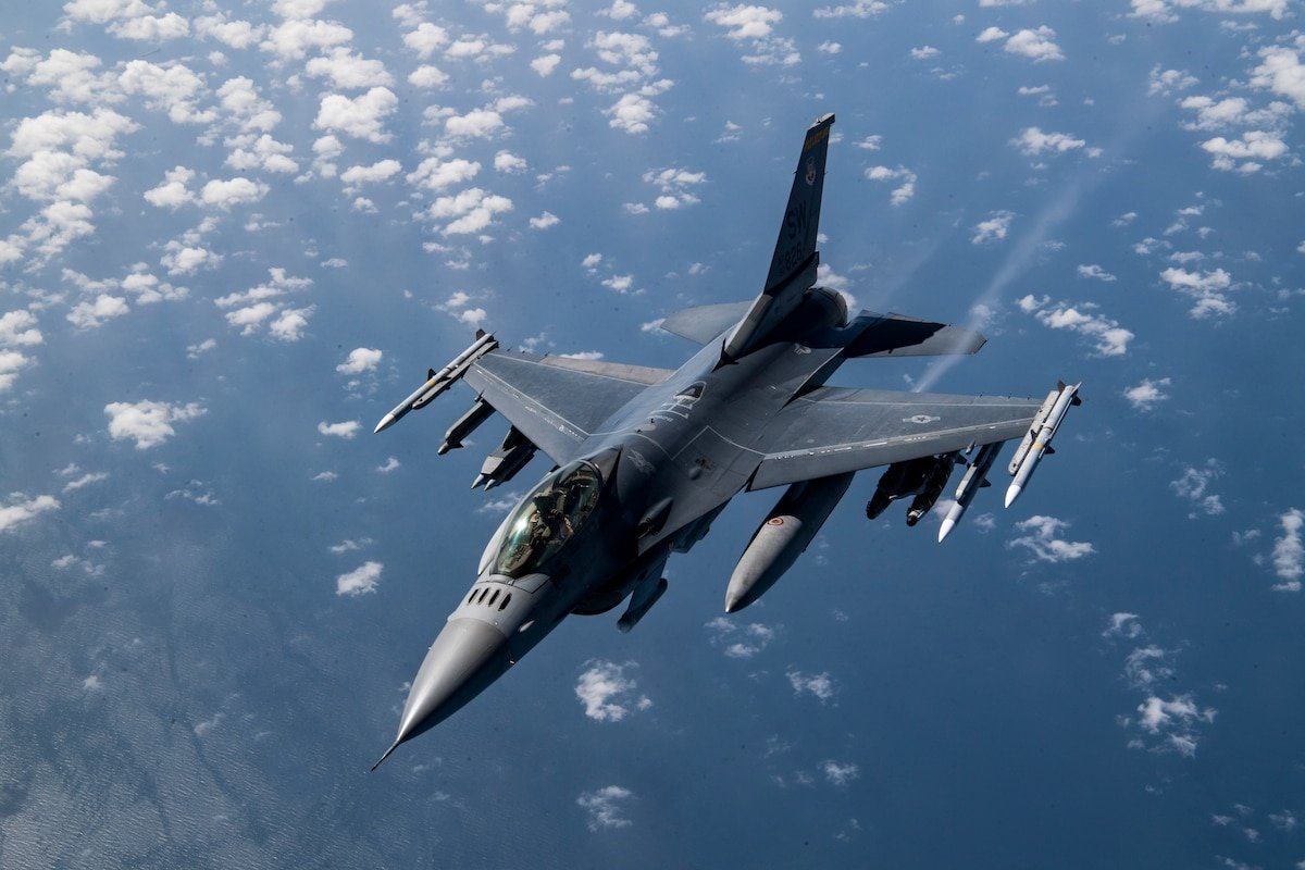 Ceyk Sallivan: Bayden F-16 qırıcılarının Türkiyəyə satışını qeyd-şərtsiz dəstəkləyir