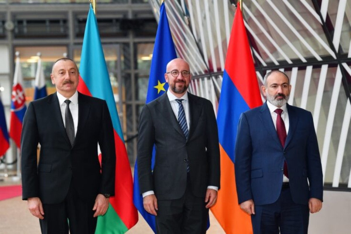 Şarl Mişel Brüsseldə Azərbaycan və Ermənistan liderlərinin iştirakı ilə keçiriləcək görüşə qatılacaq