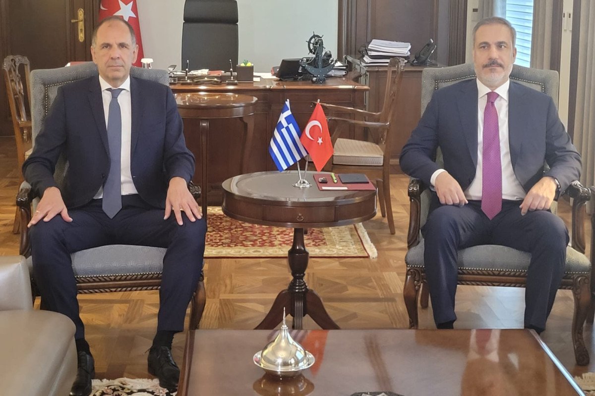 Yunanıstan və Türkiyə XİN başçıları görüşüb