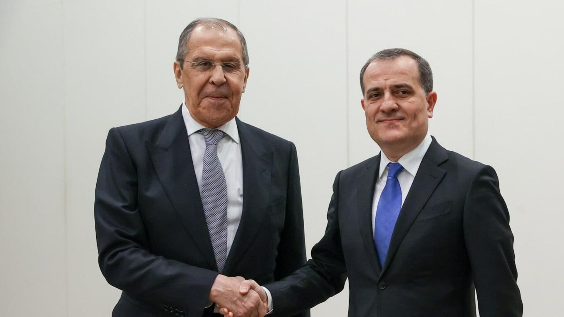 Azərbaycan və Rusiya XİN rəhbərləri Qarabağdakı erməni əhalisinin təhlükəsizliyini müzakirə edib