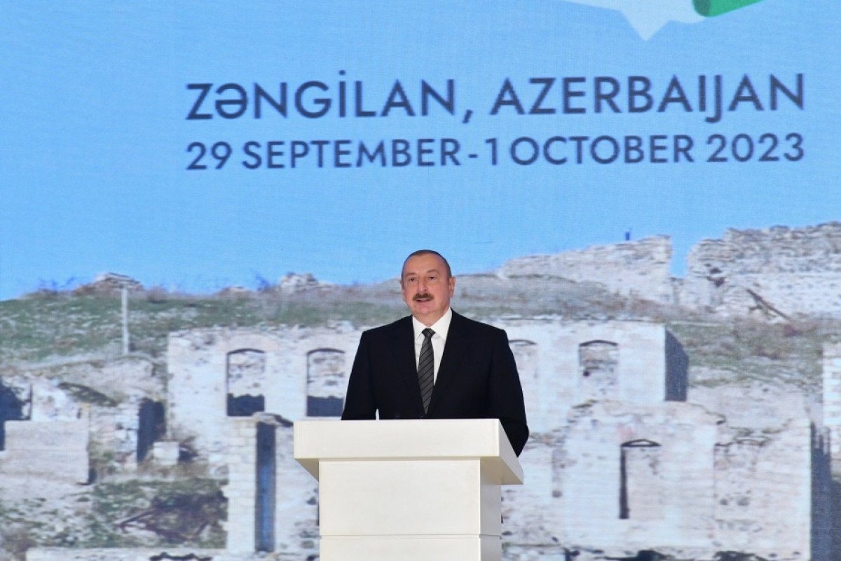 Prezident: Ağalı ağıllı kəndinə həyat qayıdıb, orada sakinlər xoşbəxt yaşayırlar