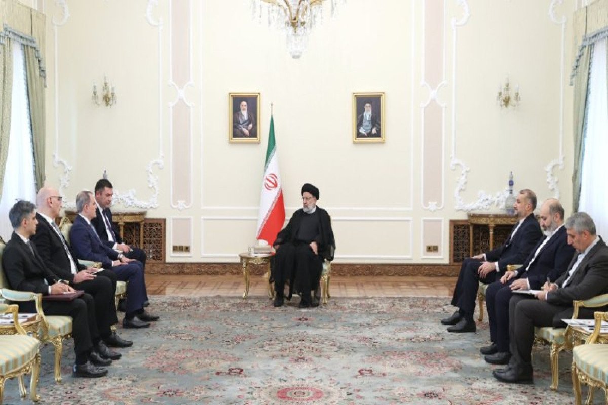 Rəisi Ceyhun Bayramovu qəbul edib