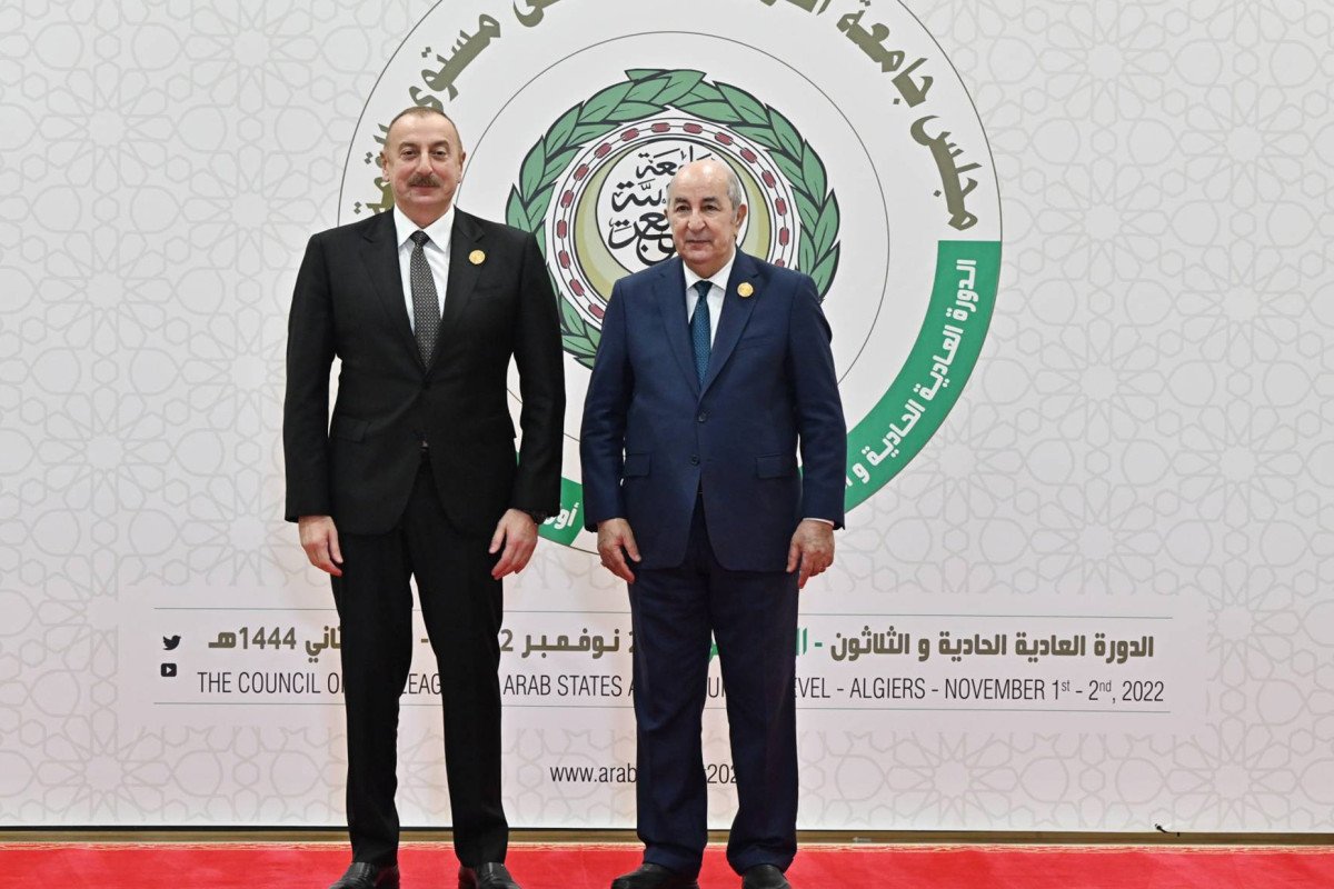 Prezident İlham Əliyev İnqilab Günü münasibətilə Əlcəzair dövlət başçısını təbrik edib