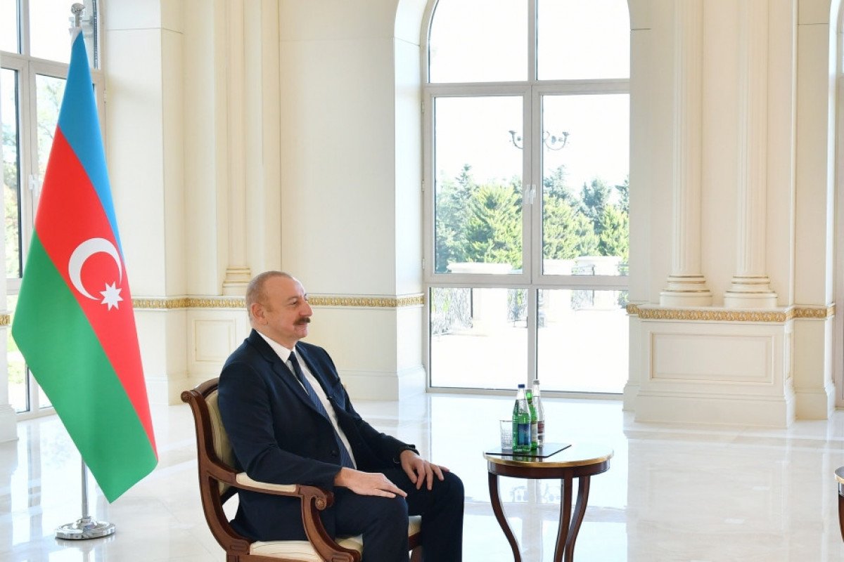 Prezident İlham Əliyev: Hazırda məntiq nöqteyi-nəzərindən sülh sazişinin imzalanmasına hər hansı ciddi maneə görmürəm
