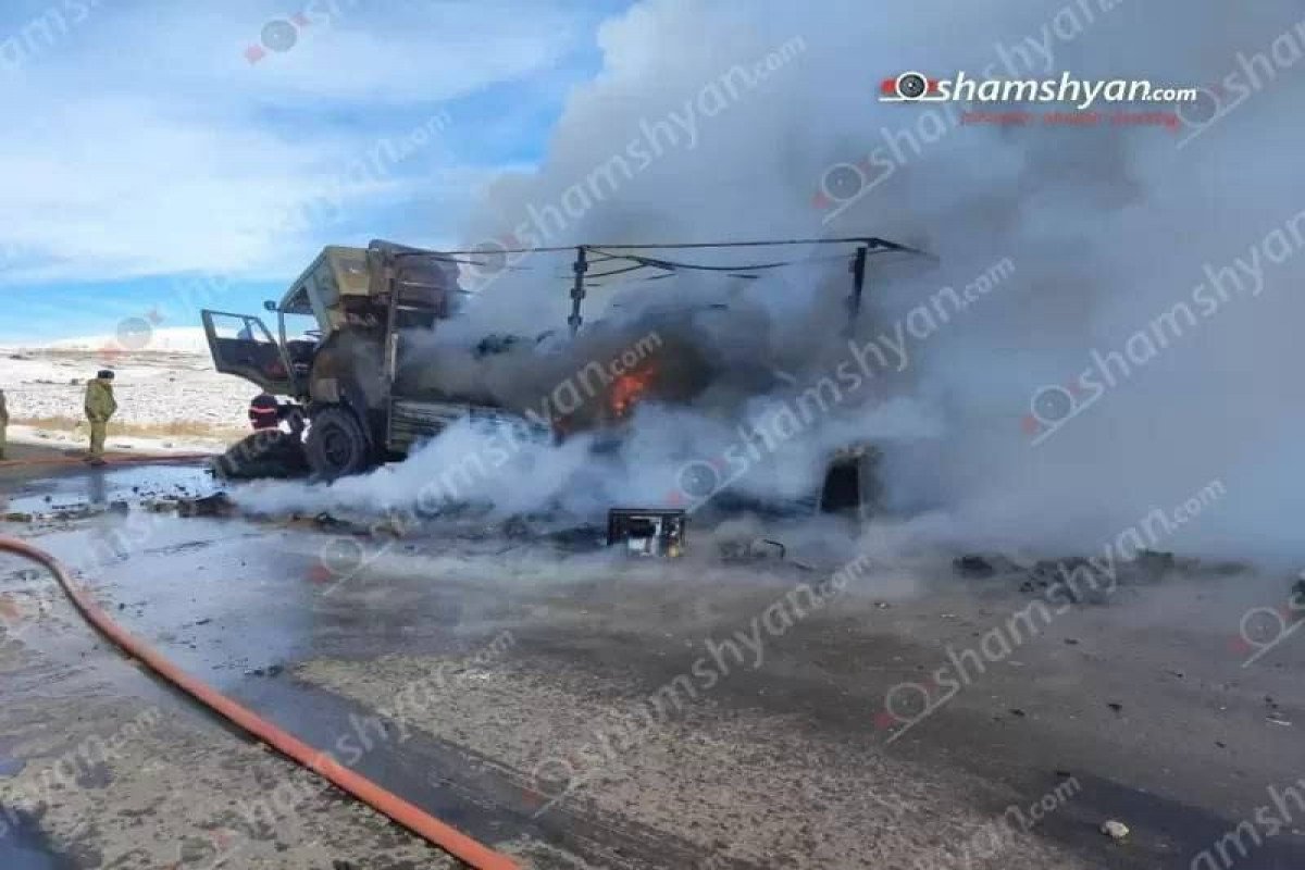 Ermənistanda Rusiya sülhməramlılarının silahla dolu yük maşını yanıb