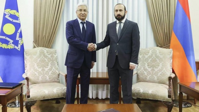 Mirzoyan Baş katiblə KTMT-nin fəaliyyətini və regiondakı vəziyyəti müzakirə edib