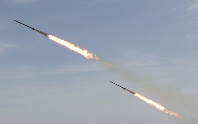 Ukrayna kütləvi raket atəşinə tutuldu