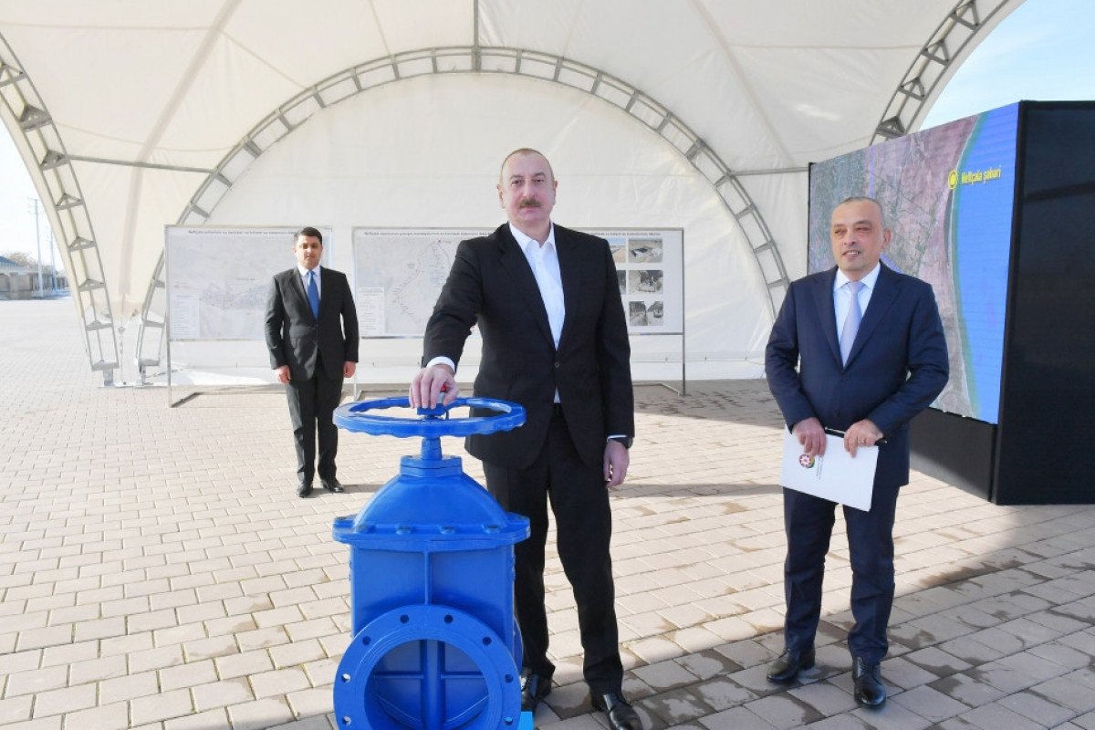 Prezident Neftçala şəhərinin içməli su təchizatı sistemlərinin istismara verilməsi mərasimində iştirak edib