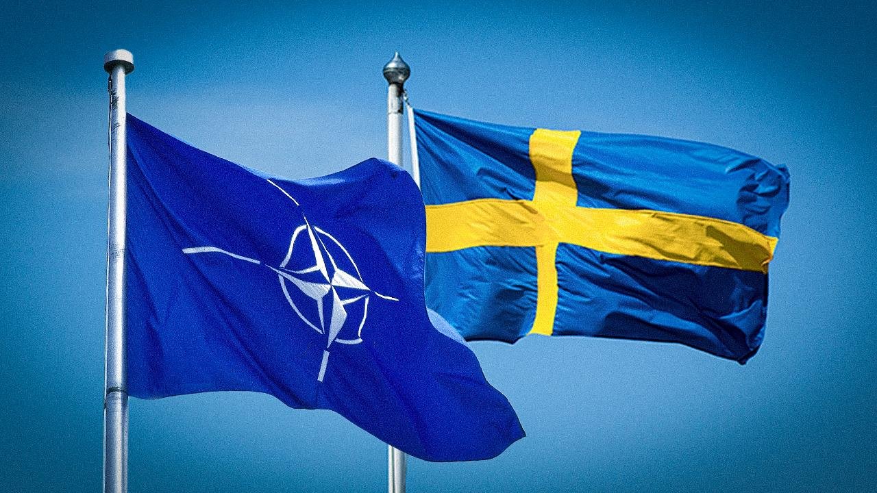 Macarıstan rəsmisi: NATO-ya üzv olmaq İsveç üçün 