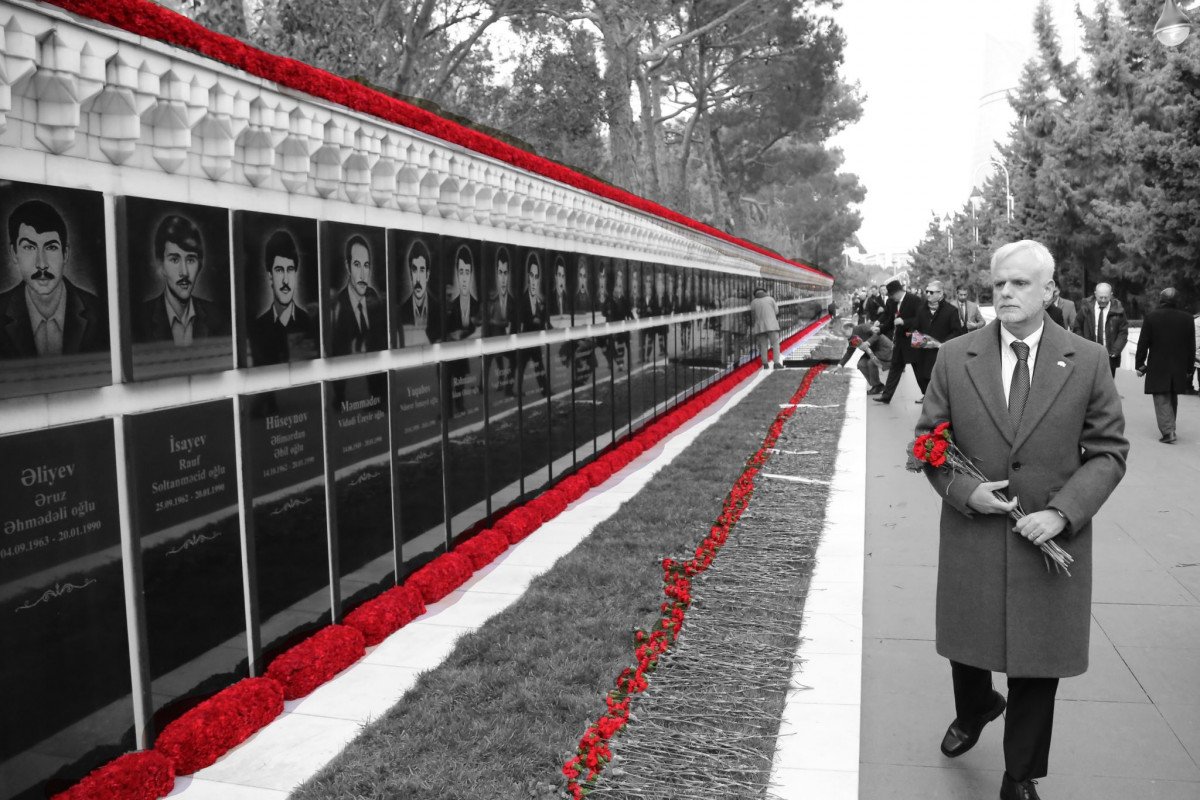 ABŞ-ın Azərbaycandakı səfiri 20 Yanvar faciəsi ilə bağlı başsağlığı verib
