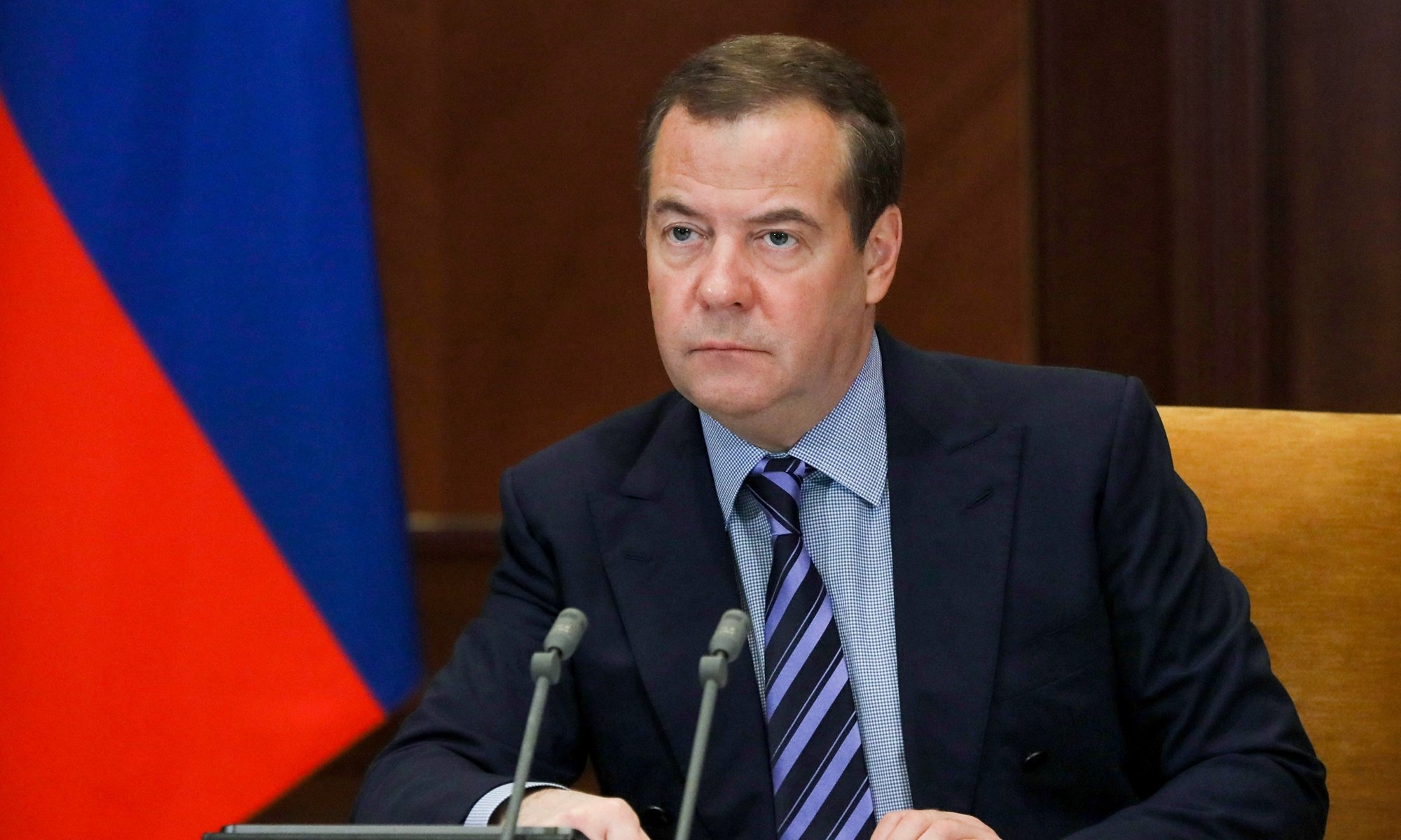 Medvedyev: NATO hərbçiləri Ukraynada yerləşdirilərsə Rusiya üçün qanuni hədəfə çevriləcək