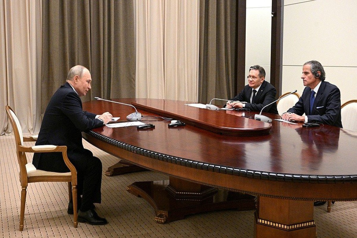 Putin Soçidə Rafael Qrossi ilə görüşüb