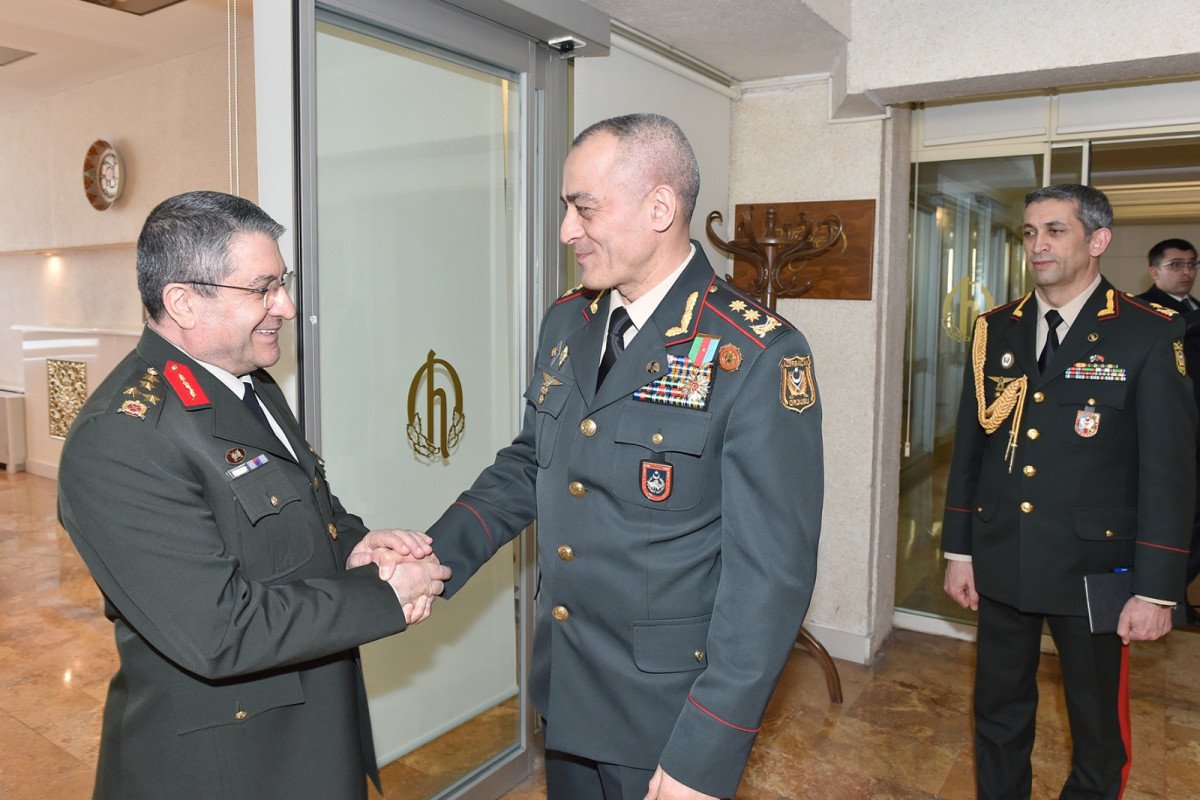 Hikmət Mirzəyev Səlcuq Bayraktaroğlu ilə görüşüb