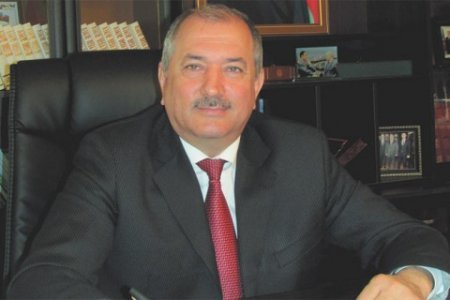Əziz Əzizov 