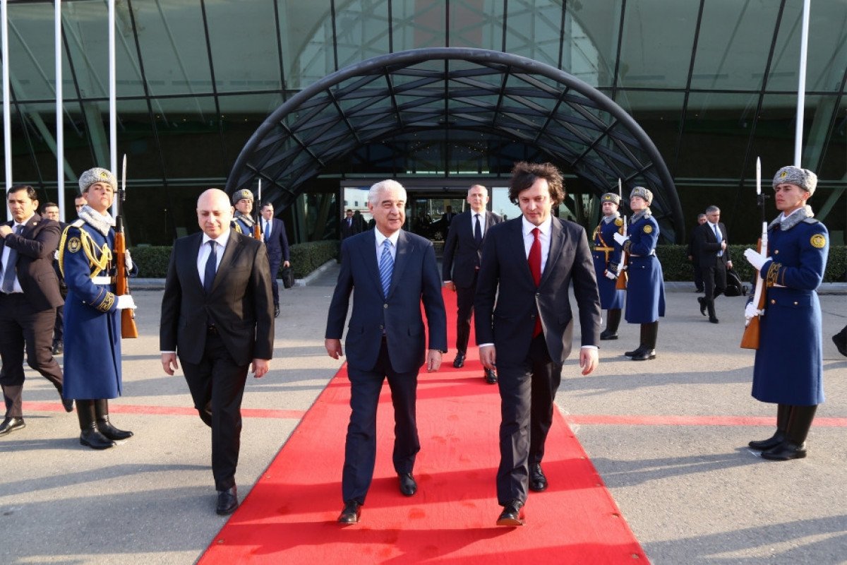 Gürcüstanın Baş naziri İrakli Kobaxidzenin Azərbaycana rəsmi səfəri başa çatıb