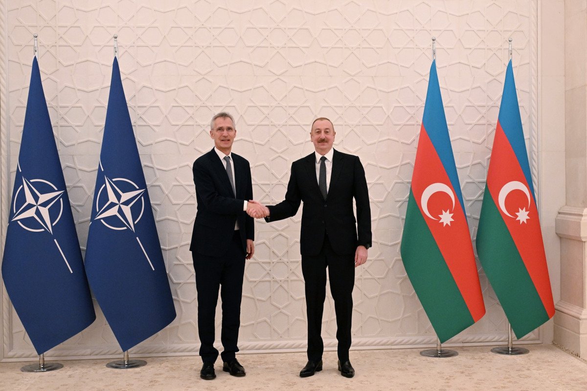 NATO Baş katibi: Azərbaycanla Ermənistan arasında dayanıqlı sülhə nail olunacağına ümid edirik