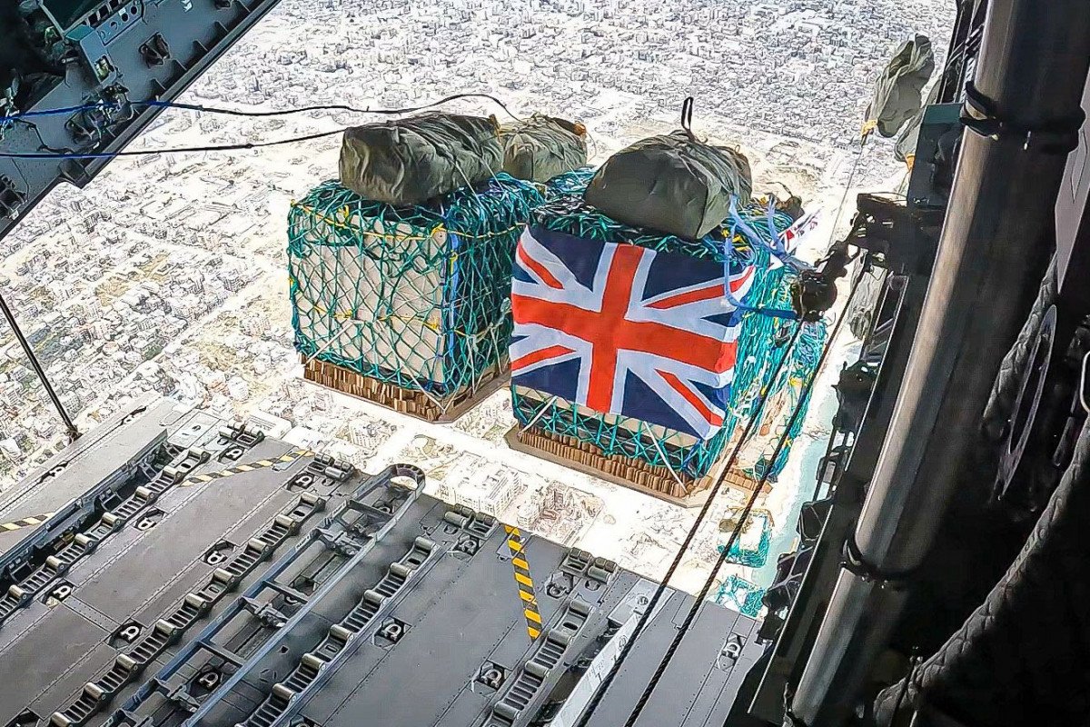 Britaniya qüvvələri Qəzzaya havadan 10 ton humanitar yardım atıb
