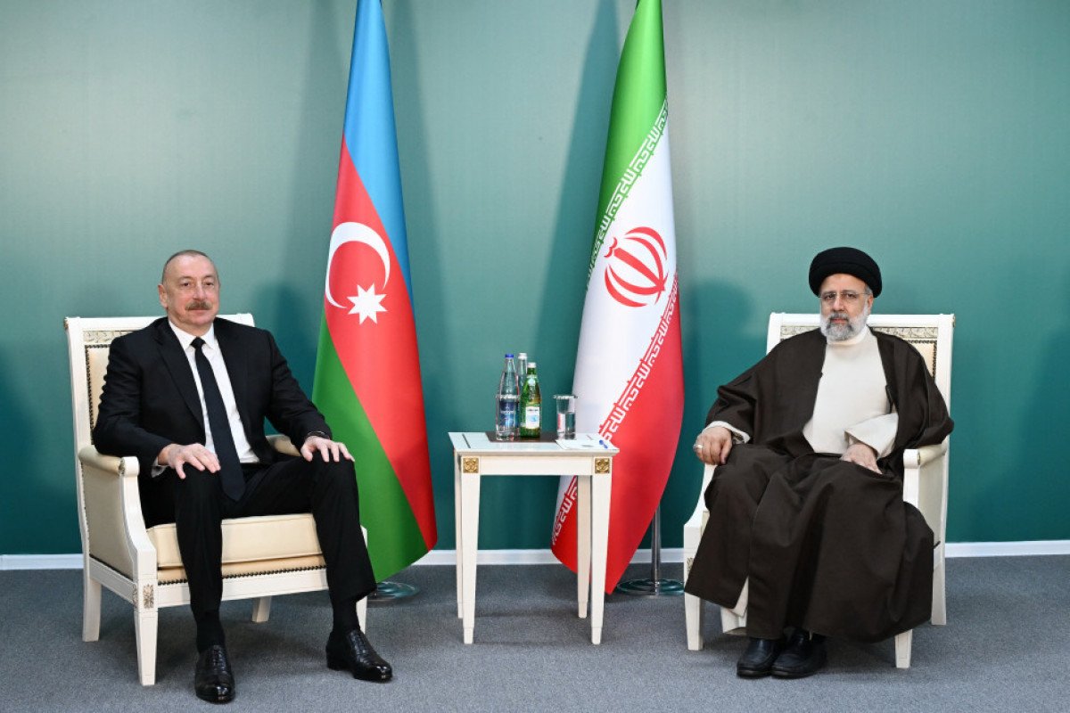 Prezident İlham Əliyev İbrahim Rəisinin helikopterinin qəza enişi etməsindən narahatlığını bildirib, İrana dəstək təklif edib