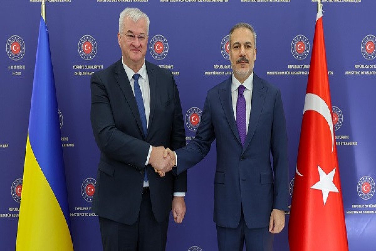 Türkiyə və Ukrayna XİN başçıları görüşüb