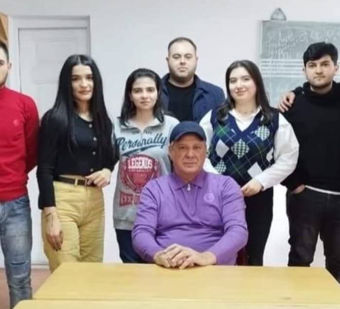 “Məni cəlb edən əsərdəki duyğulardır” – Şeiri urvatdan salmayan bədii qiraətçi ilə MÜSAHİBƏ + FOTOLAR “Məni cəlb edən əsərdəki duyğulardır” – Şeiri urvatdan salmayan bədii qiraətçi ilə MÜSAHİBƏ + FOTOLAR
