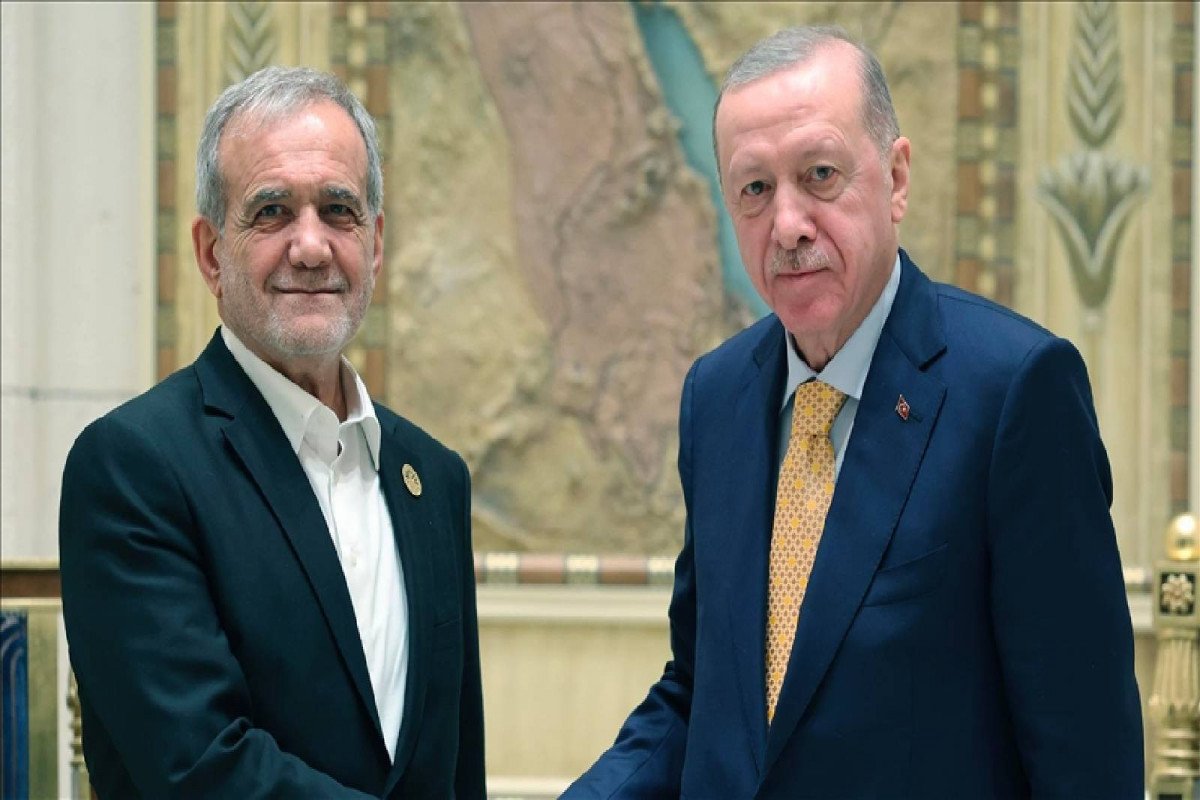 Ərdoğan və Pezeşkian arasında telefon danışığı olub