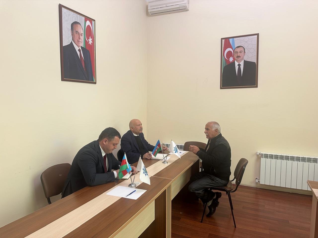 Səyyad Salahlı Saatlıda silsilə görüşlər keçirib - FOTOLAR Səyyad Salahlı Saatlıda silsilə görüşlər keçirib - FOTOLAR