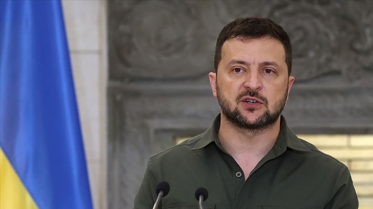 Zelenski: Ukrayna münaqişənin üçüncü qışında da enerji sistemini uğurla qoruyub saxlayıb