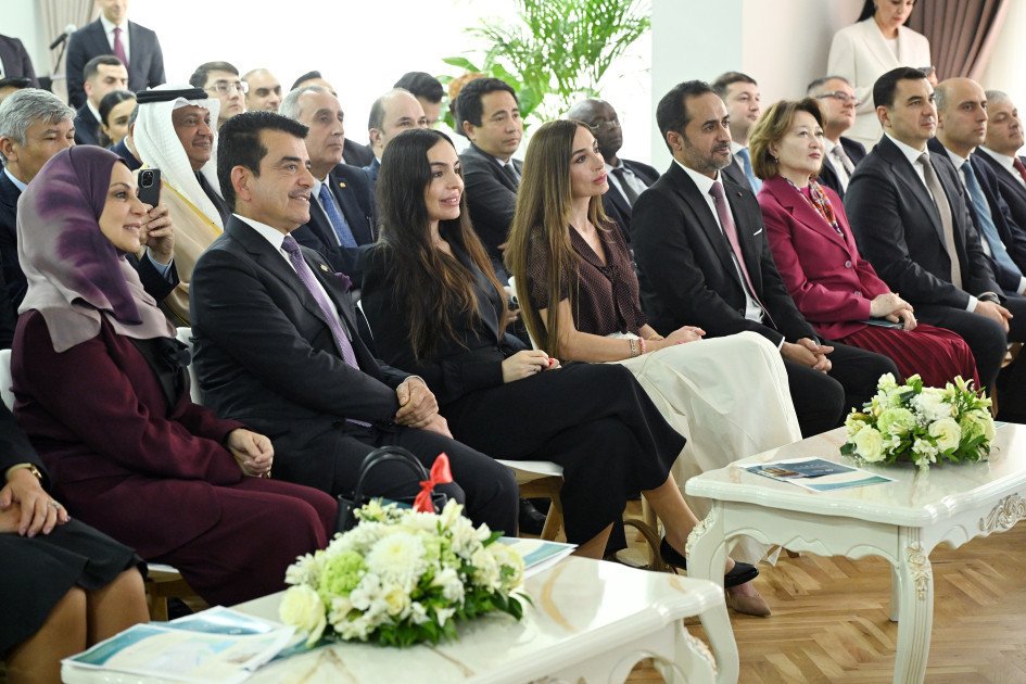 Bakıda Bakıda