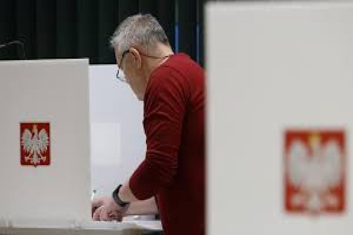 Polşada prezident seçkiləri keçirilr