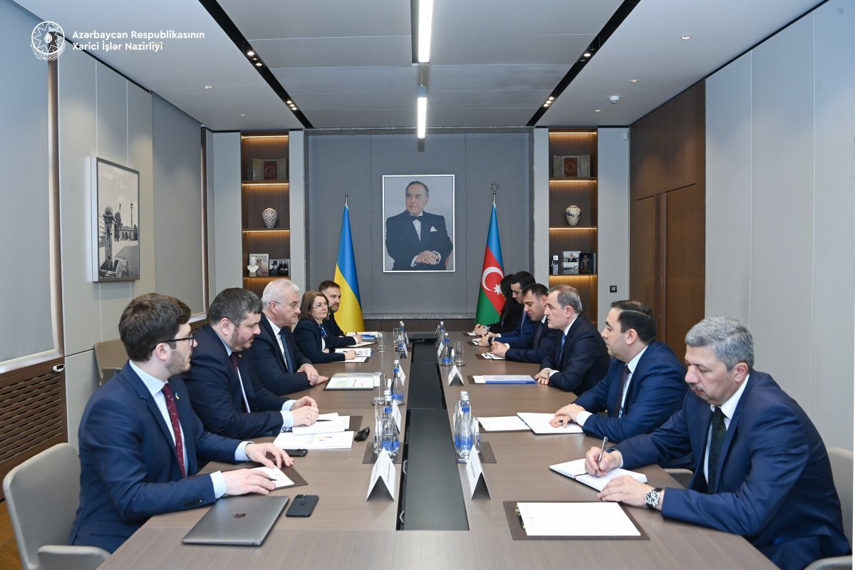 XİN rəhbərləri Azərbaycan və Ukrayna arasında iqtisadi əlaqələri müzakirə edib