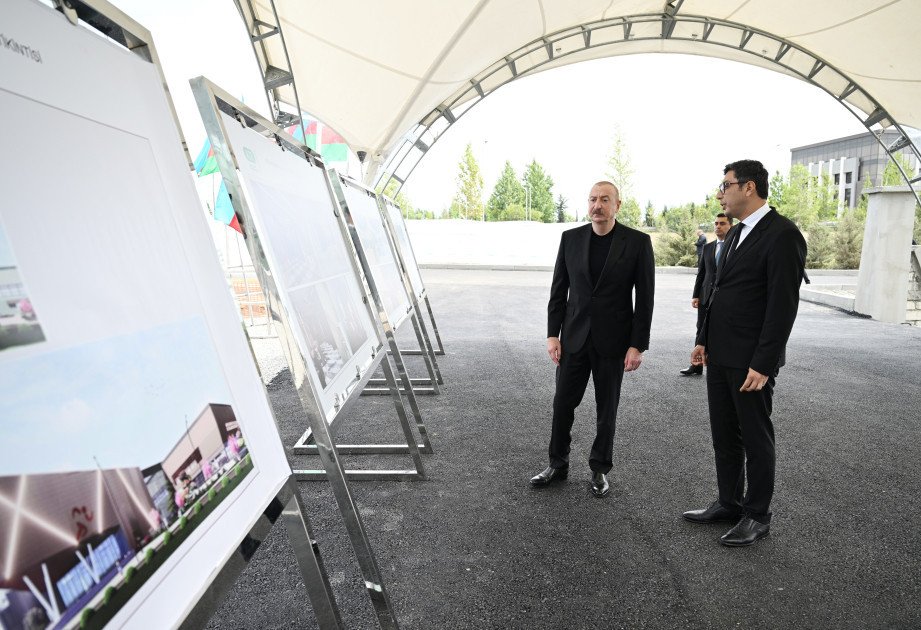 Prezident İlham Əliyev Yevlax Olimpiya İdman Kompleksində görülmüş işlərlə tanış olub Prezident İlham Əliyev Yevlax Olimpiya İdman Kompleksində görülmüş işlərlə tanış olub