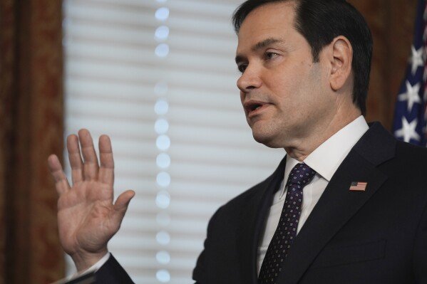 Rubio: Trampın qətiyyətli hərəkətindən sonra İran nüvə silahından daha çox uzaqdadır