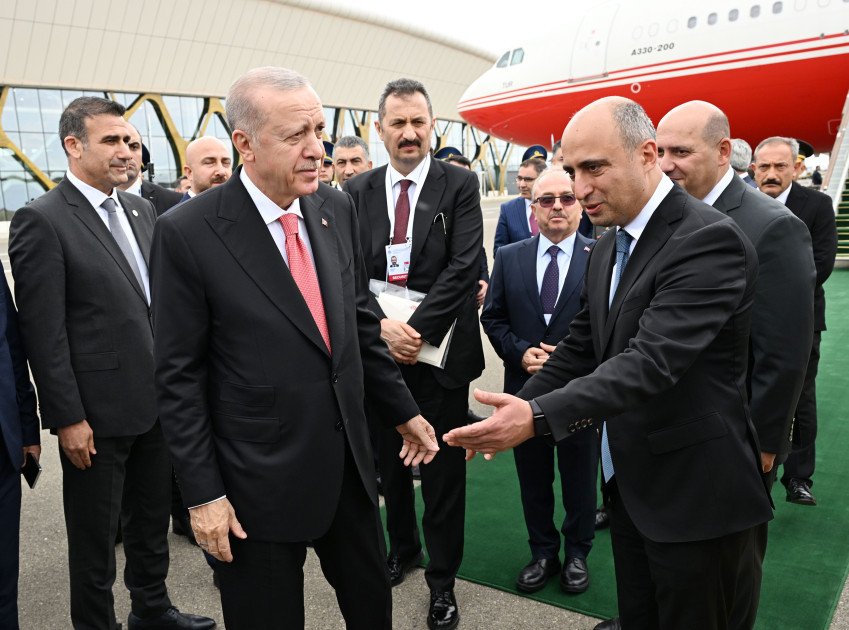 Türkiyə Prezidenti Azərbaycana səfərə gəlib