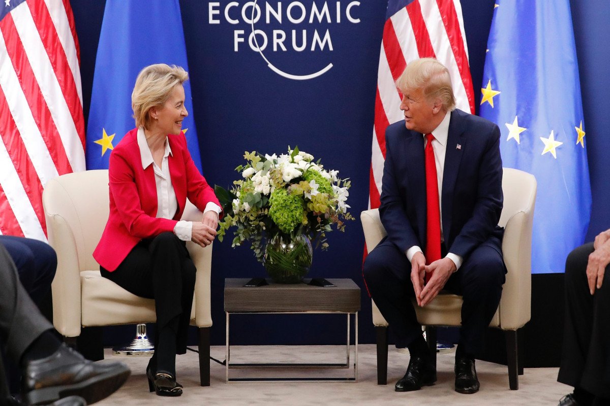 Tramp və Leyen arasında telefon danışığı olub