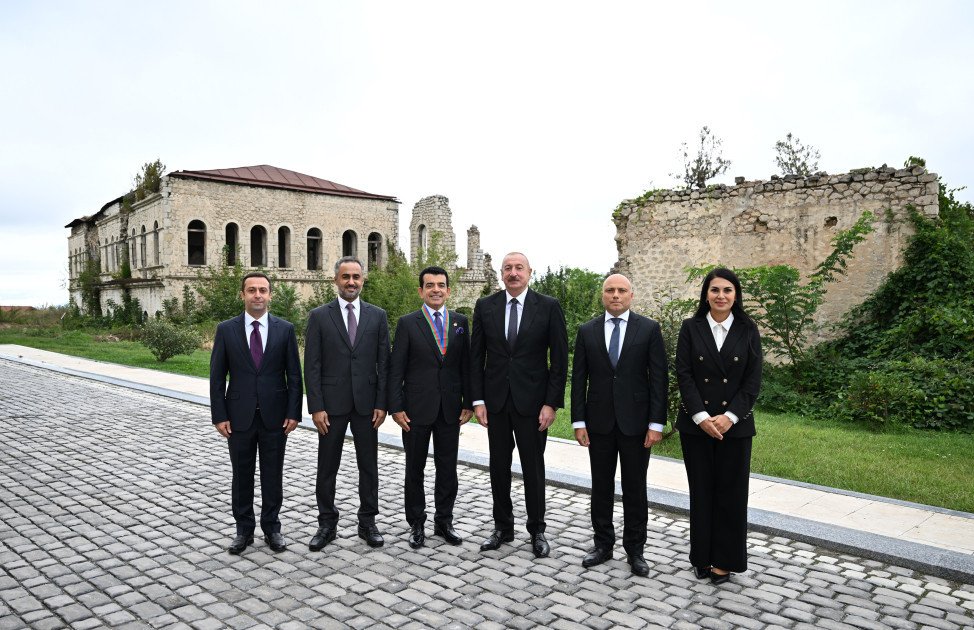Prezident İlham Əliyev ICESCO-nun Baş direktorunu qəbul edib Prezident İlham Əliyev ICESCO-nun Baş direktorunu qəbul edib