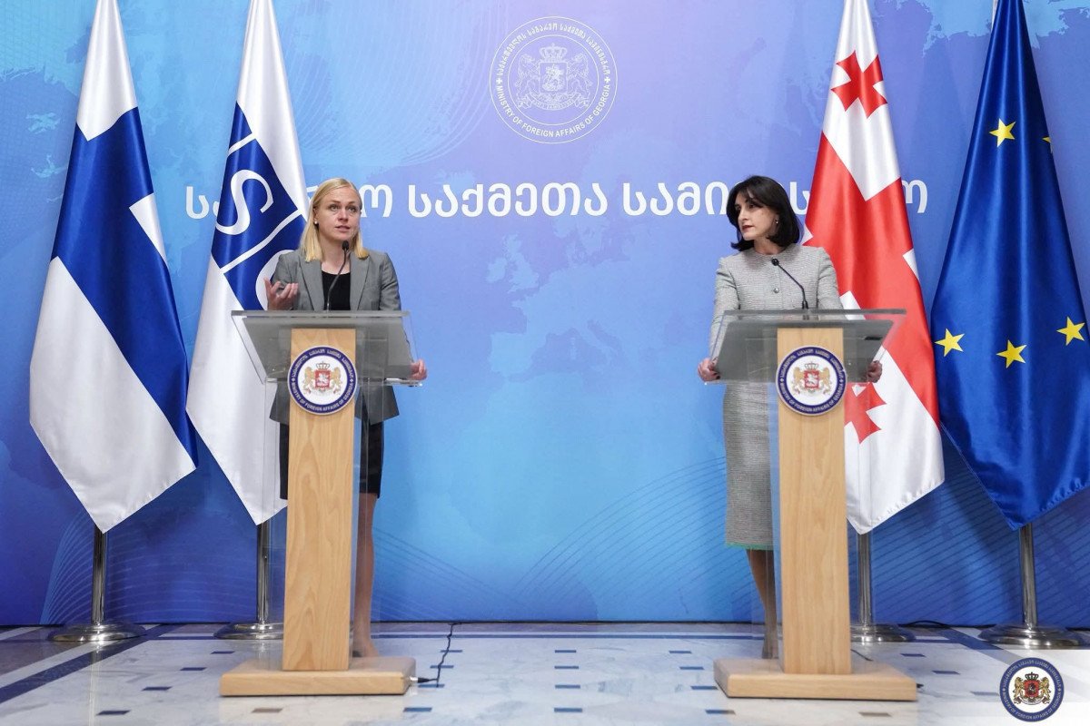 XİN rəhbəri: Gürcüstan bölgədə sülhün tərəfdarı olaraq qalır