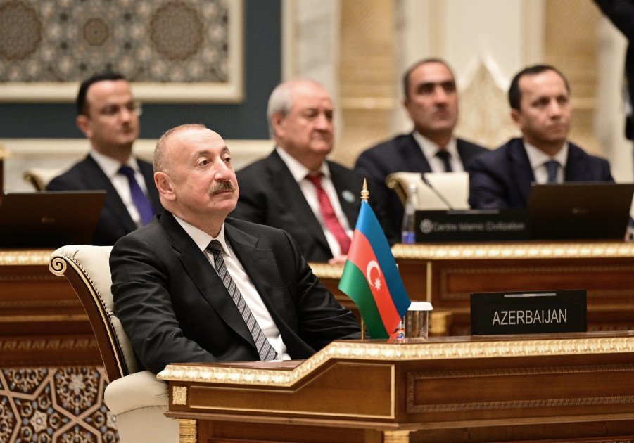 Prezident İlham Əliyev Daşkənddə "Gələcəyin İrsi" Beynəlxalq Mükafatının təqdimat mərasimində iştirak edib