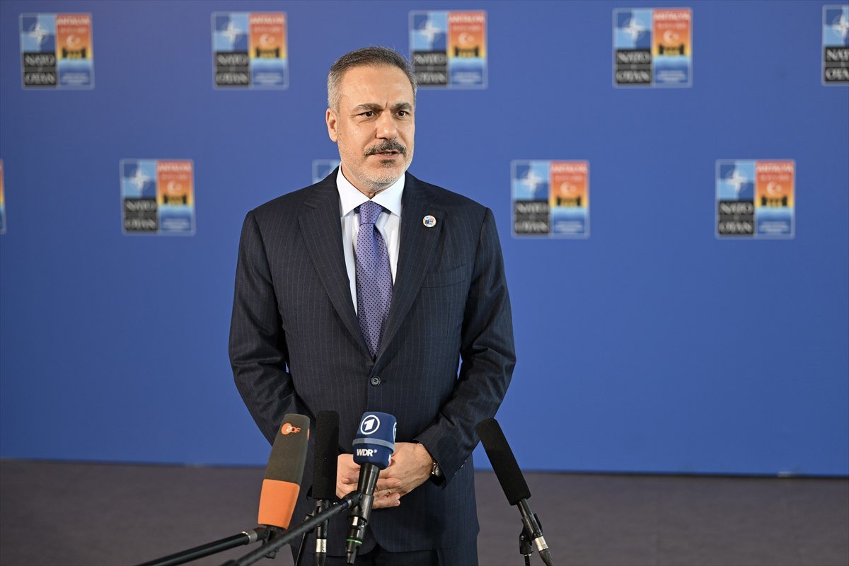Hakan Fidan: Türkiyə Ermənistanla müxtəlif səviyyələrdə dialoqu davam etdirir