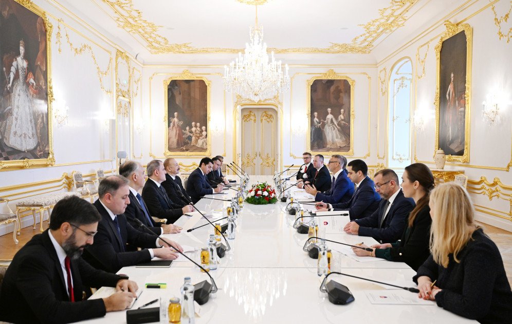 Prezident İlham Əliyevin Slovakiya Milli Şurasının sədri ilə təkbətək və geniş tərkibdə görüşləri olub