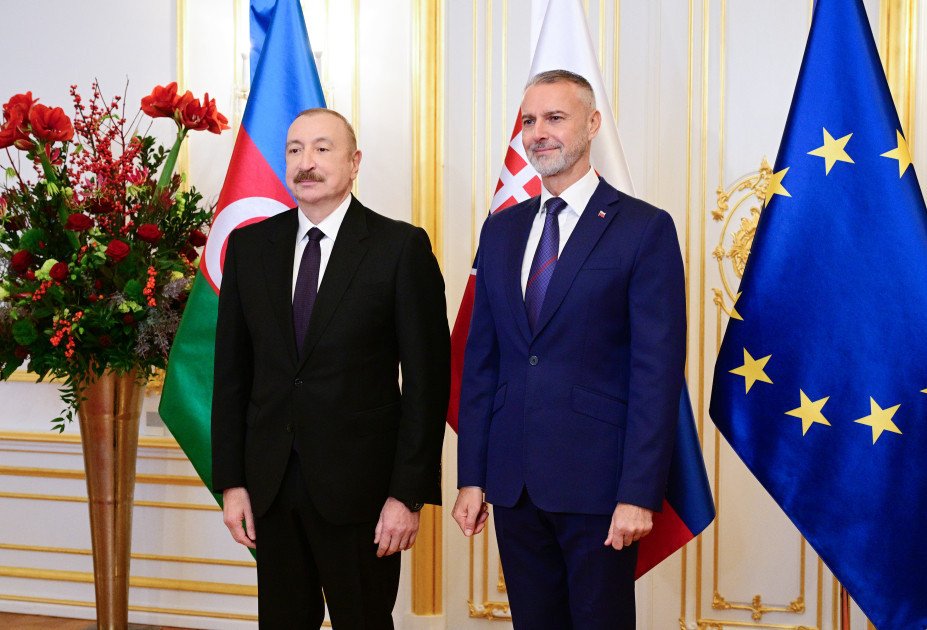 Prezident İlham Əliyevin Slovakiya Milli Şurasının sədri ilə təkbətək və geniş tərkibdə görüşləri olub