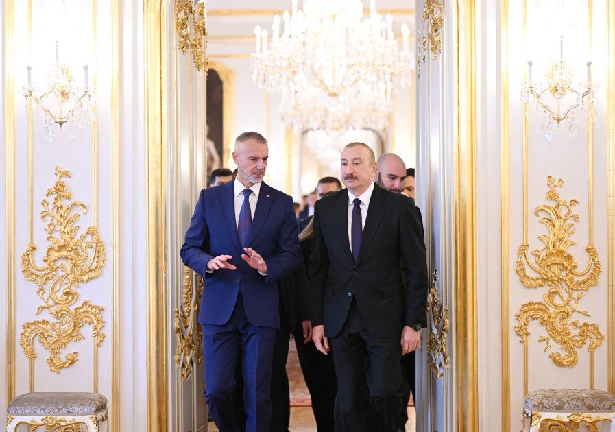 Prezident İlham Əliyevin Slovakiya Milli Şurasının sədri ilə təkbətək və geniş tərkibdə görüşləri olub