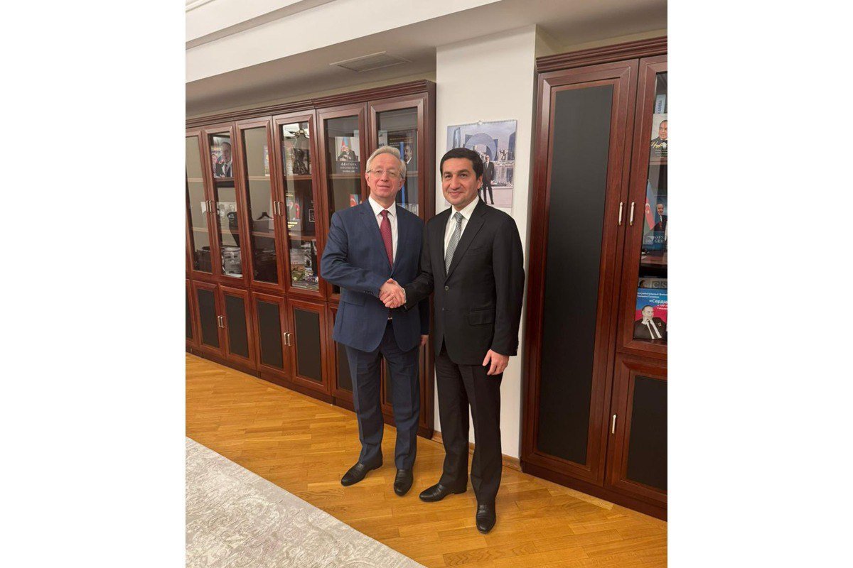 Hikmət Hacıyev Bakıda Lavrovun müavini ilə regional və beynəlxalq məsələləri müzakirə edib