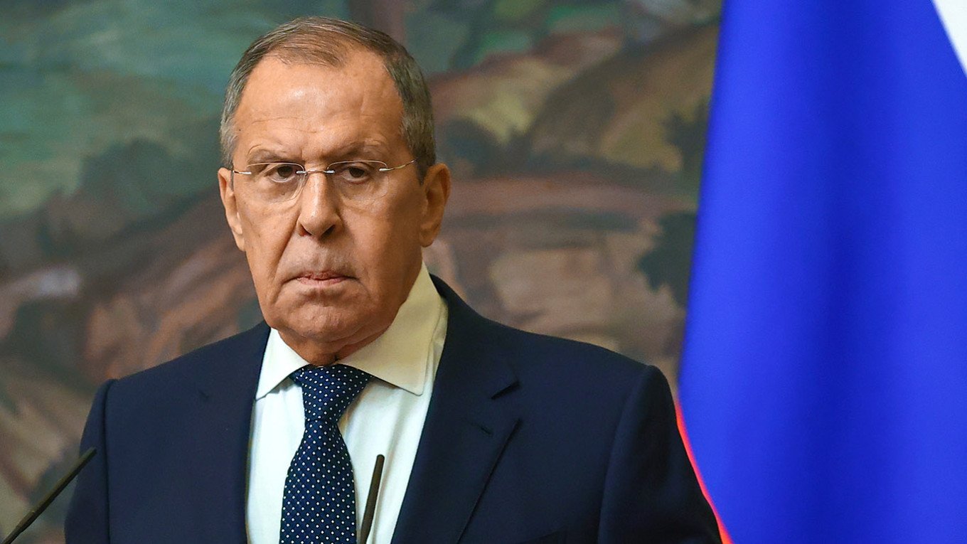 Lavrov: Rusiya İran ətrafındakı vəziyyətə laqeyd deyil