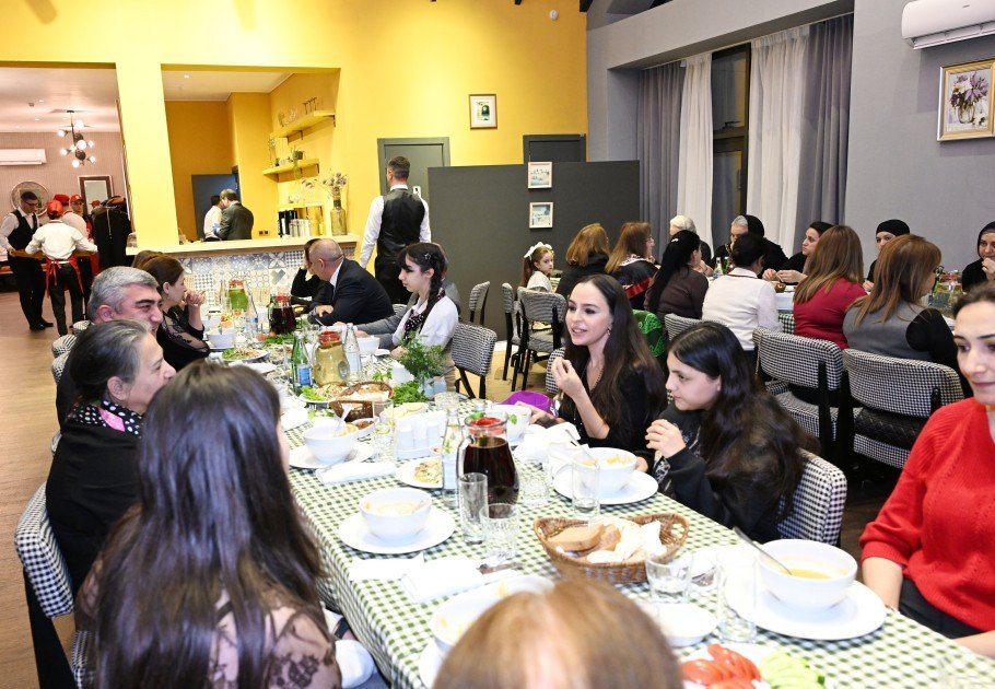 Leyla Əliyeva Qubada iftar məclisində iştirak edib Leyla Əliyeva Qubada iftar məclisində iştirak edib