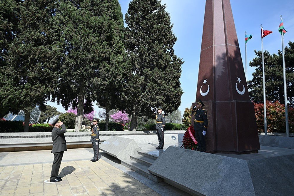 Türkiyənin Quru Qoşunları komandanı Azərbaycana gəlib